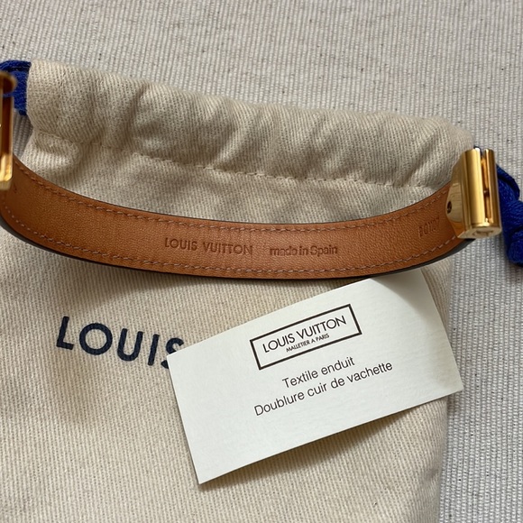 Louis Vuitton Bracelet LIKE NEW (never been worn) - Picture 7 of 8